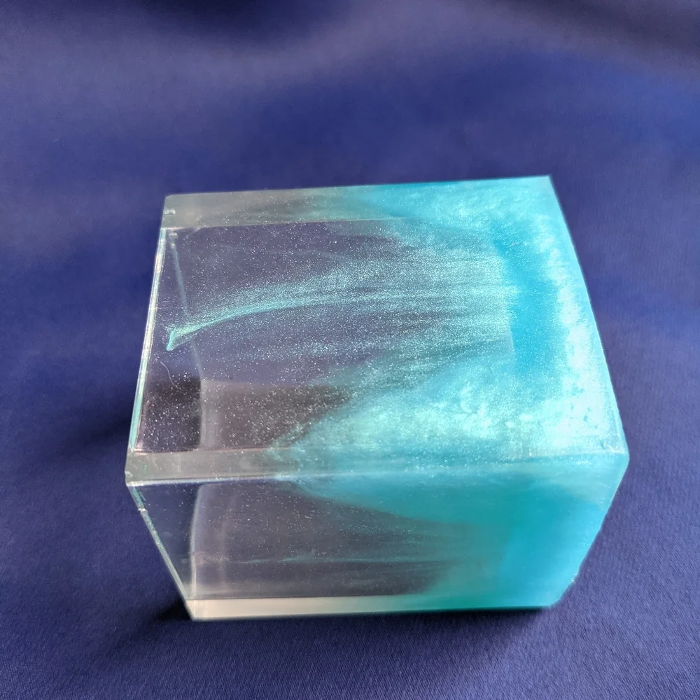 Teal and Clear Resin Make-up Brush Holder